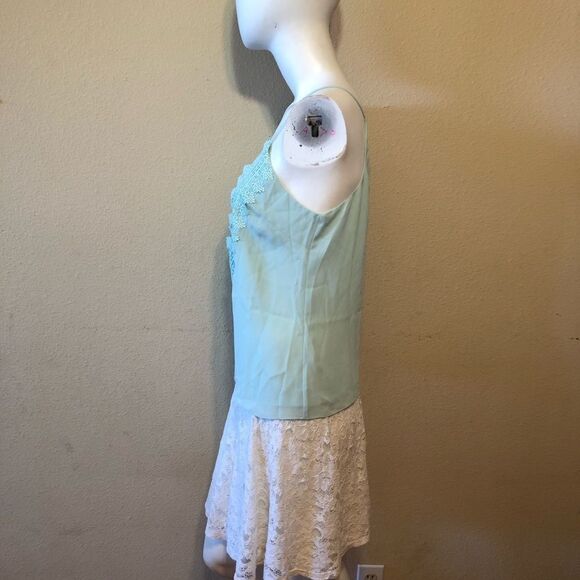 Wayf Poise Strappy Camisole Size Small - Picture 3 of 8